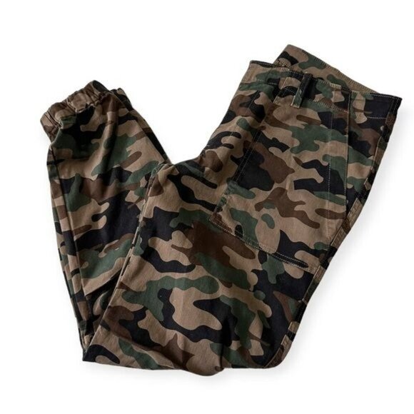 Nili Lotan Cropped French Military Pant In Coyote Brown Camo,  Size 6, Ankle Zip - Picture 3 of 14